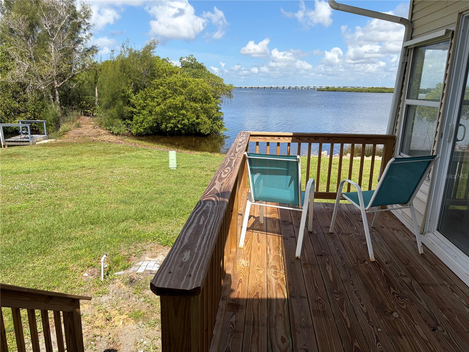 RIVER FOREST MHP - Residential