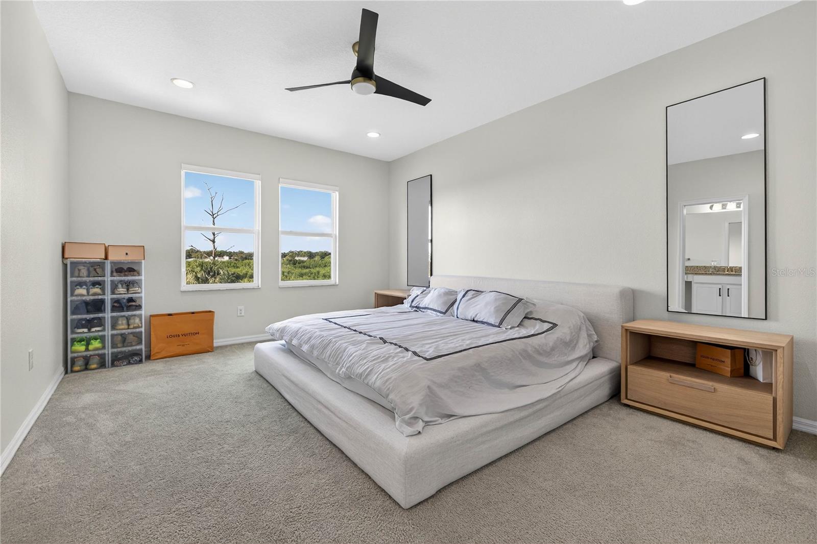 JACKSON SQUARE TWNHMS - Residential