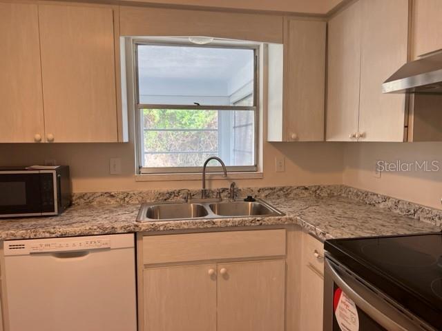 VENICE EAST SEC 1 2ND ADD - Residential