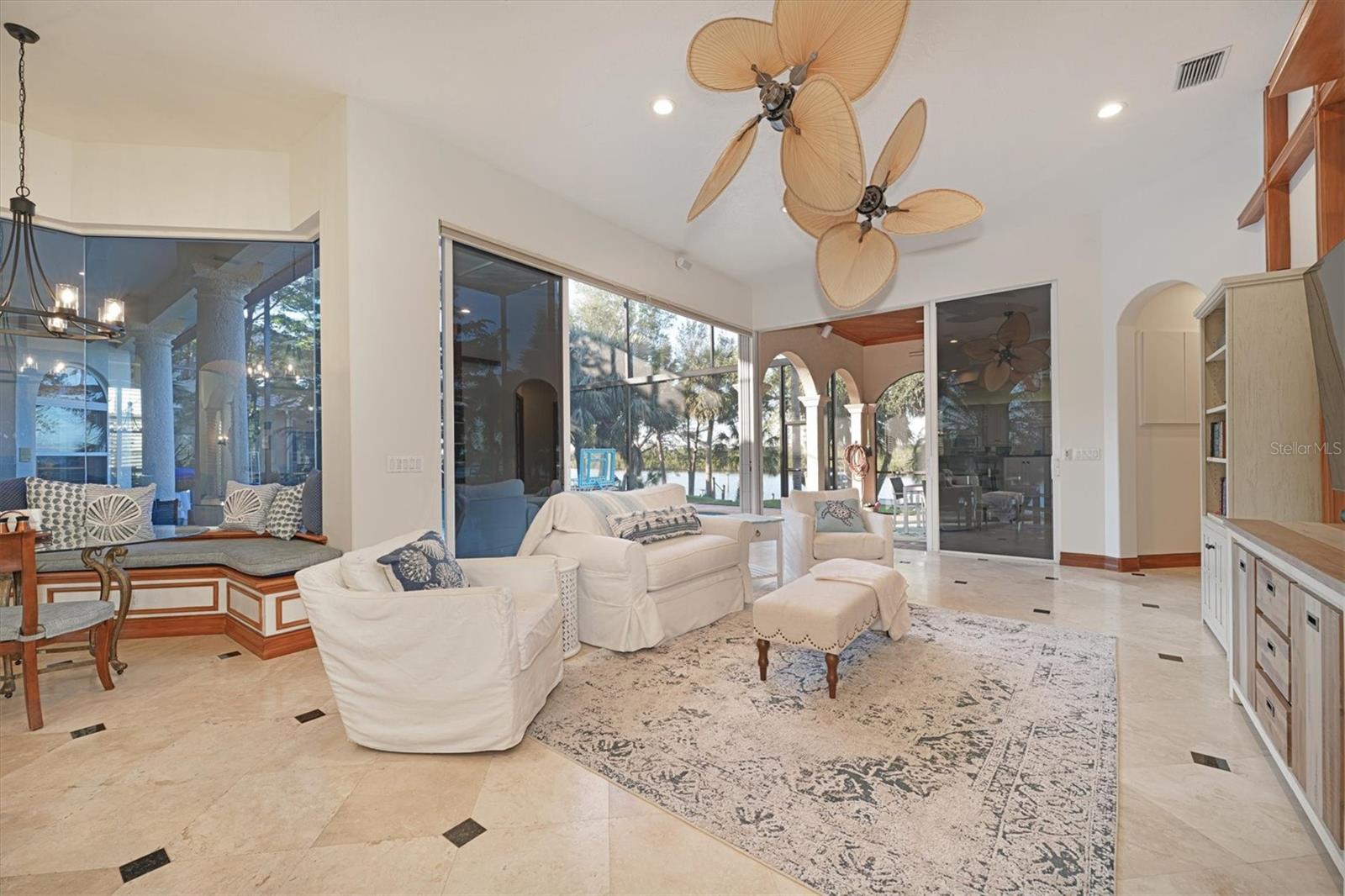 WATERLEFE GOLF & RIVER CLUB - Residential