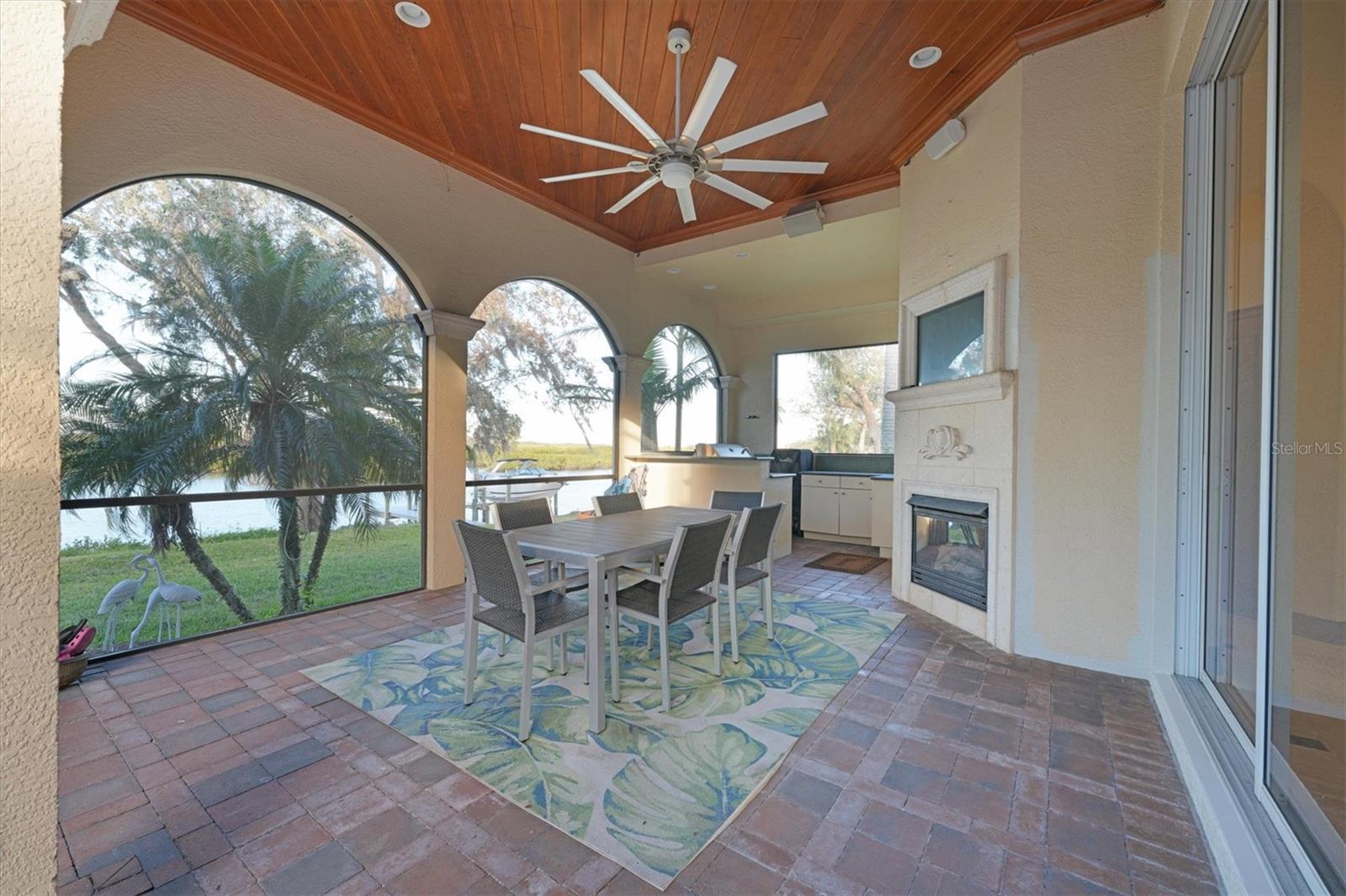 WATERLEFE GOLF & RIVER CLUB - Residential