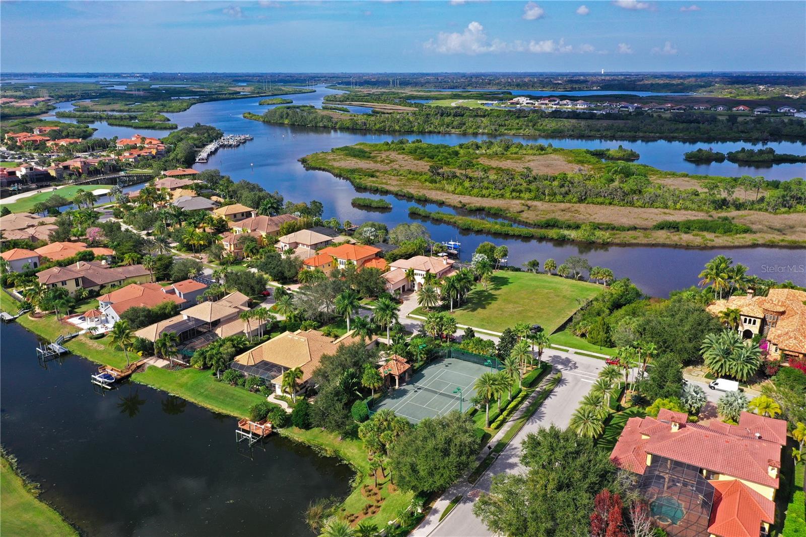 WATERLEFE GOLF & RIVER CLUB - Residential