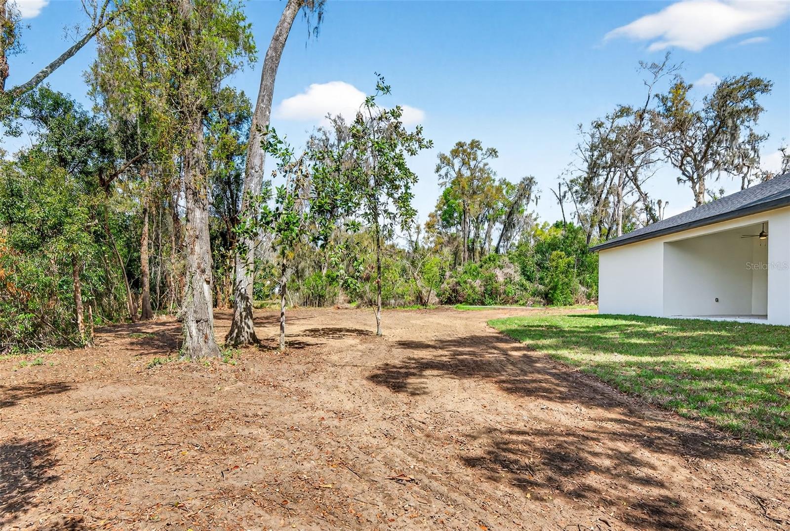 MILLS ESTATE - Residential