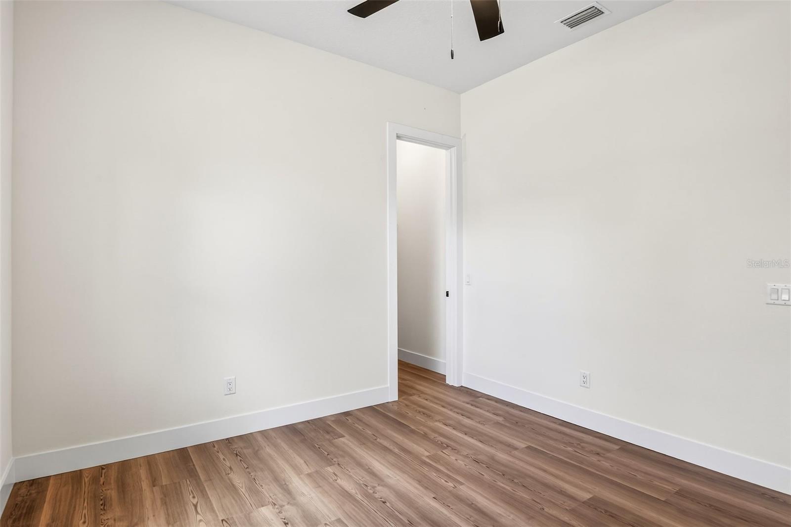 MILLS ESTATE - Residential