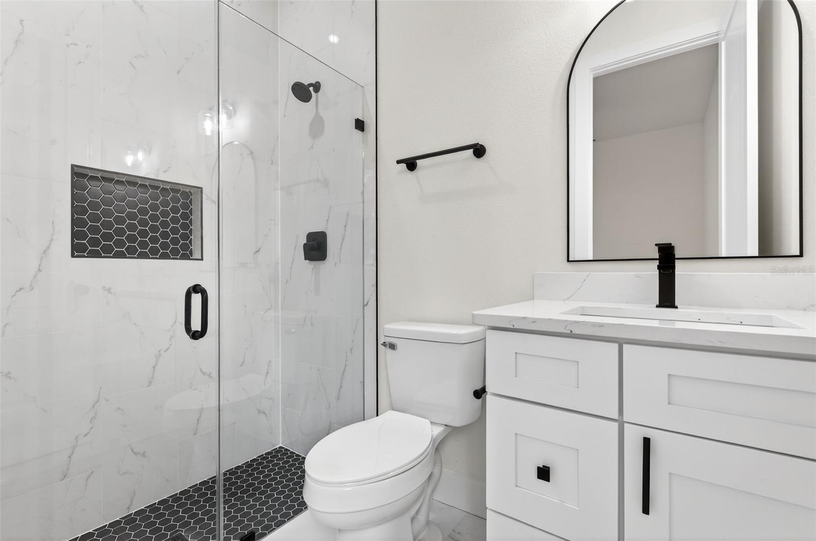 MILLS ESTATE - Residential