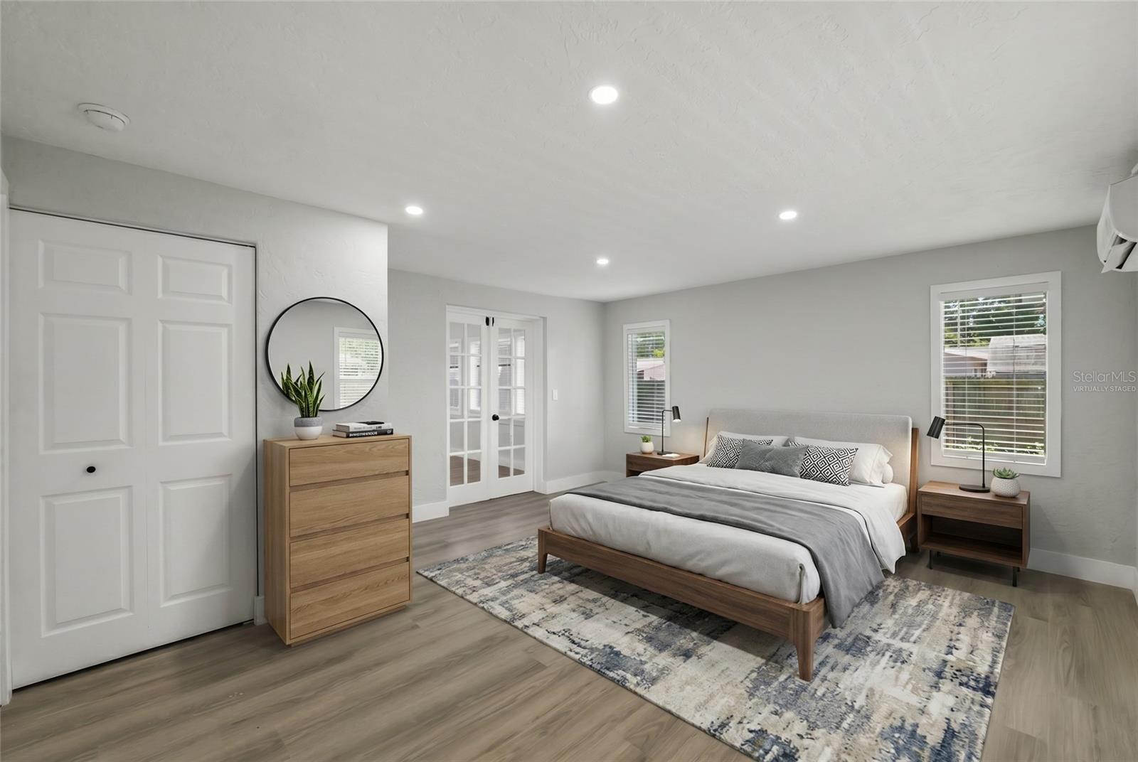 EAST BAY ESTATES - Residential