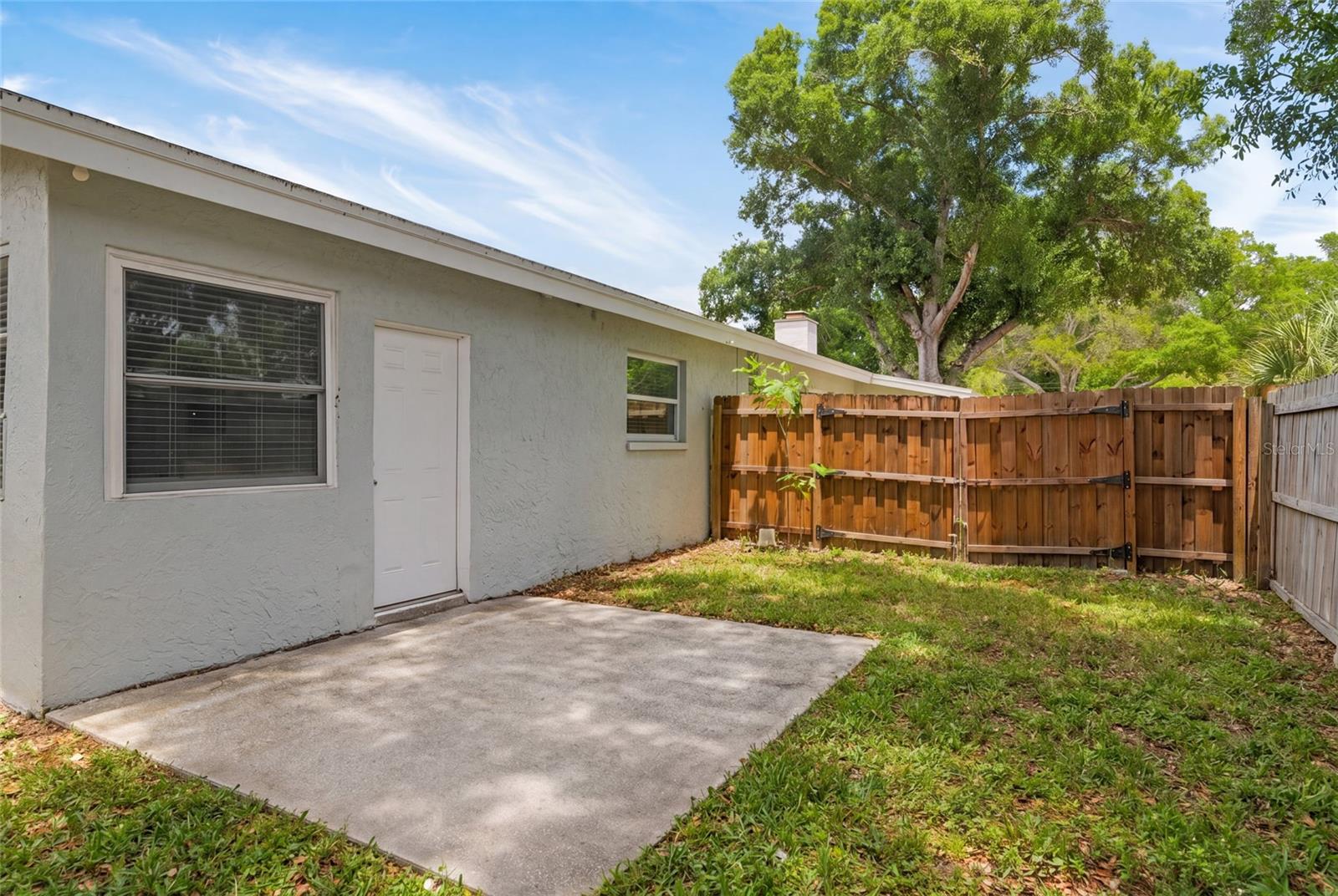 EAST BAY ESTATES - Residential