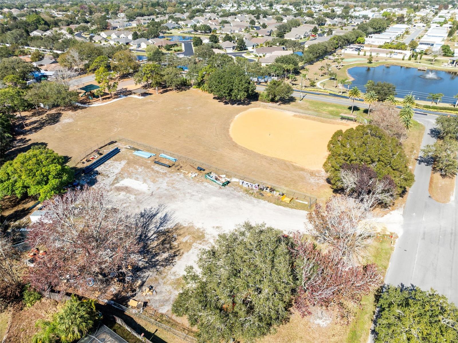 CLEMENTS WOOD PH 04C - Residential