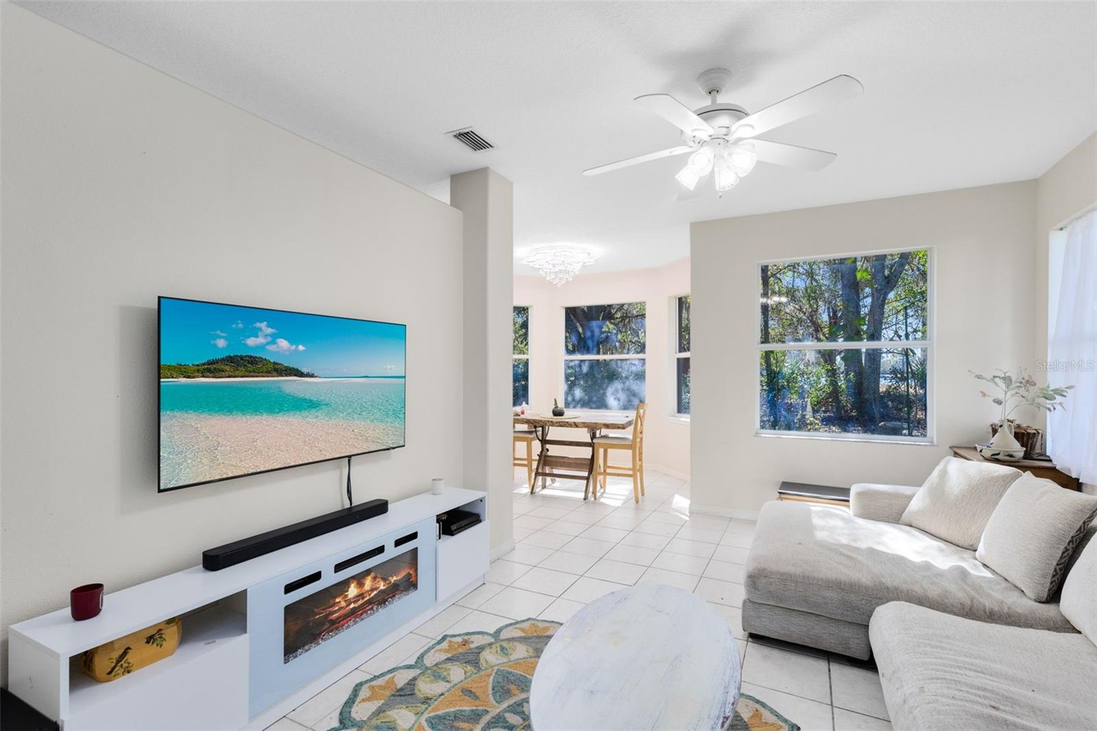 CLEMENTS WOOD PH 04C - Residential