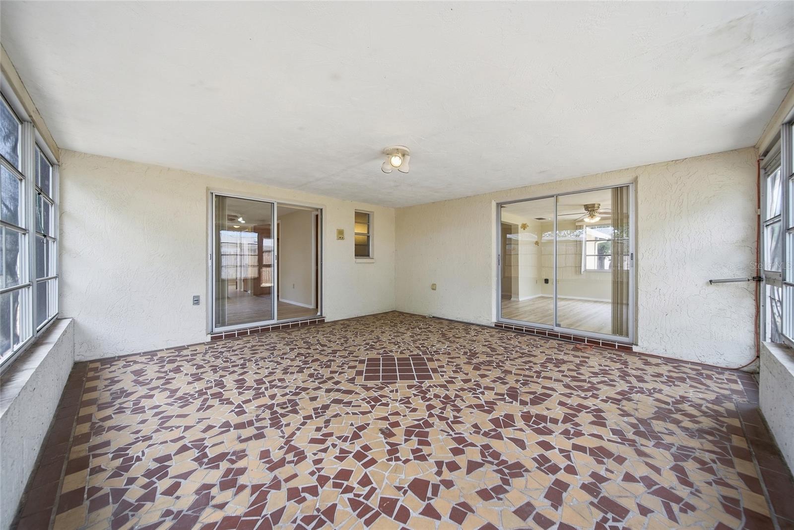 PALM TERRACE GARDENS - Residential