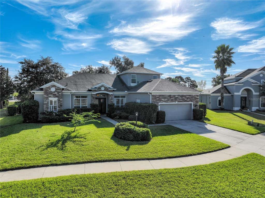 Photo of 2916 Majestic Isle Drive, Clermont, FL 34711 (MLS # G5114687)