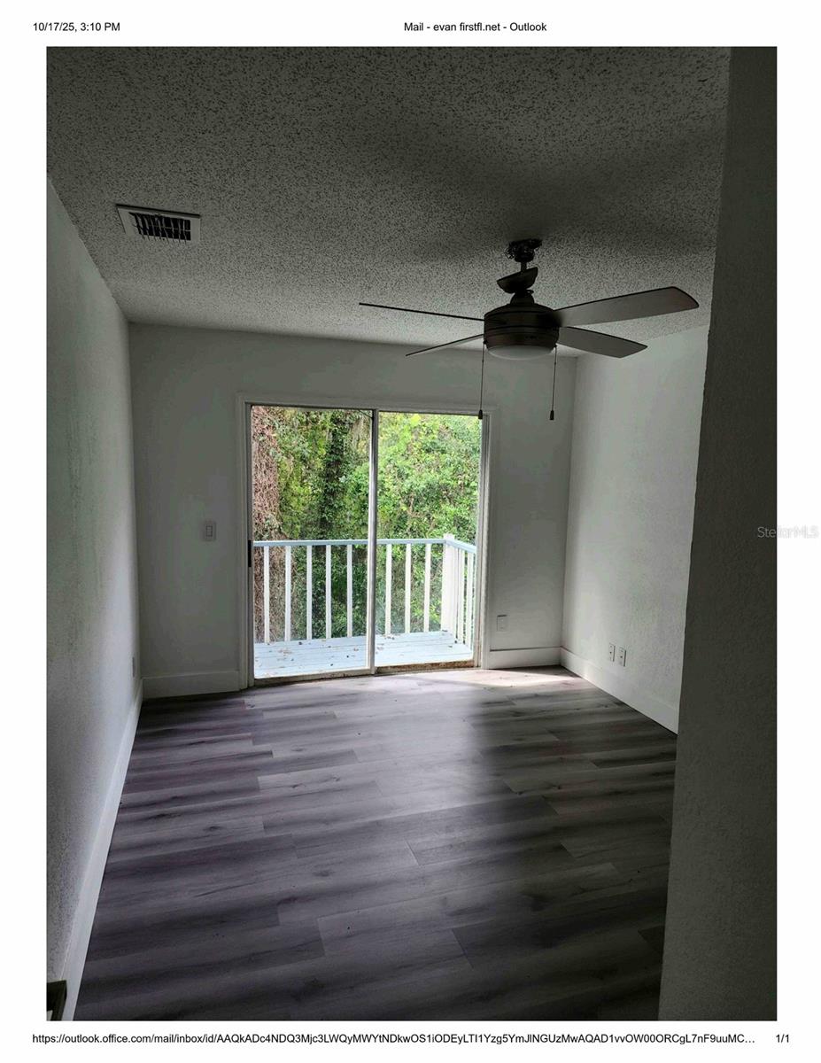 PINEY WOODS POINT - Residential