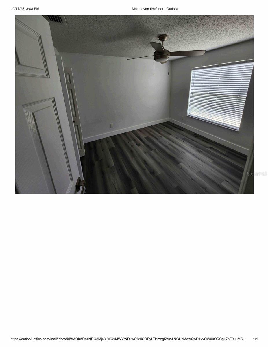 PINEY WOODS POINT - Residential
