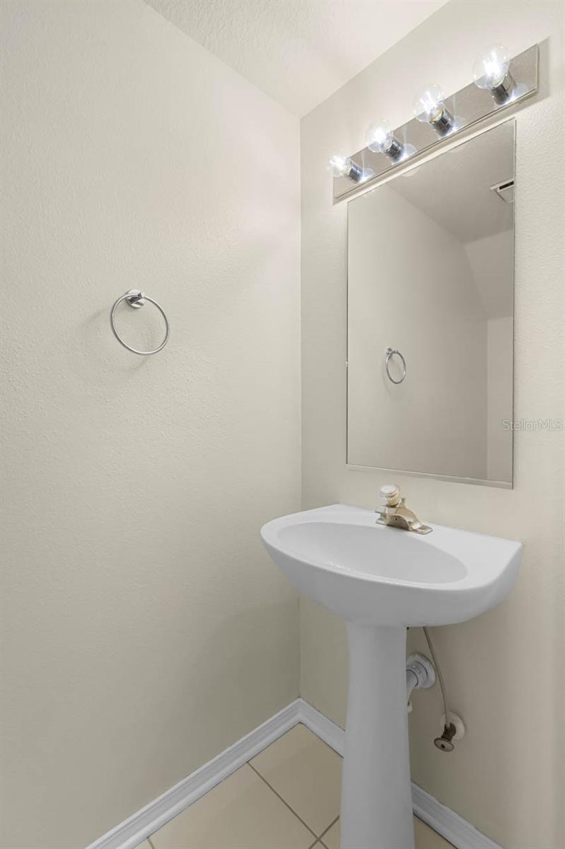 REGENCY KEY TWNHMS - Residential