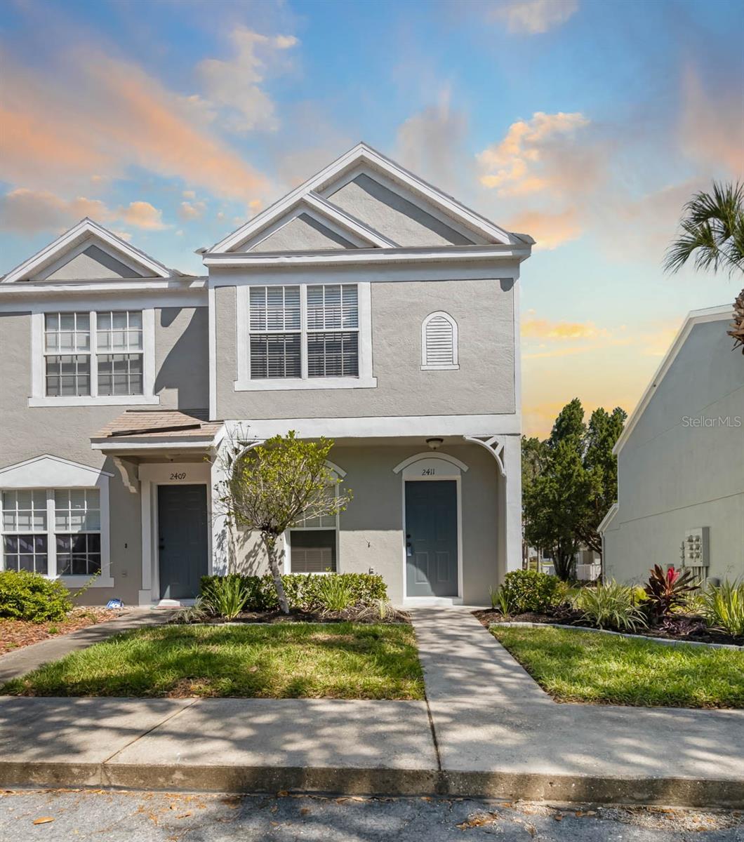 REGENCY KEY TWNHMS - Residential