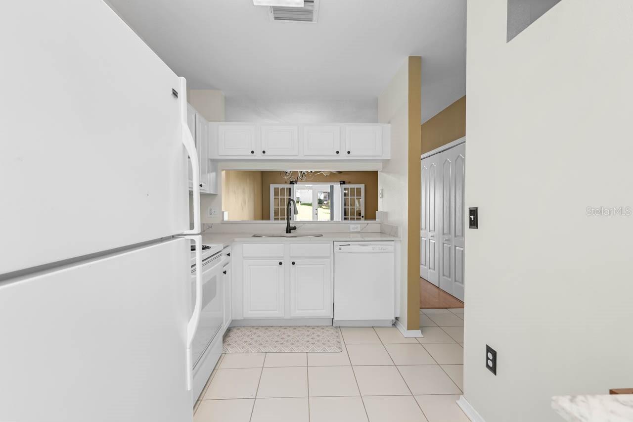 REGENCY KEY TWNHMS - Residential