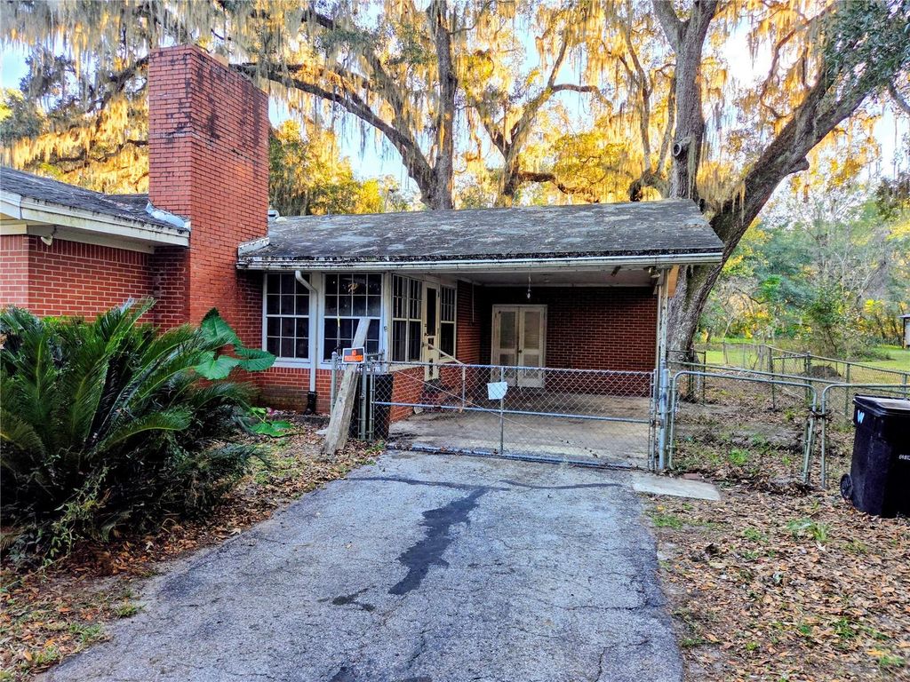 Photo of 17427 SE County Road 234, Micanopy, FL 32667 (MLS # GC536163)