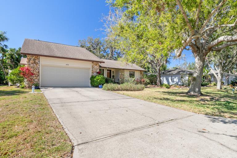 4770 MAID MARIAN LANE