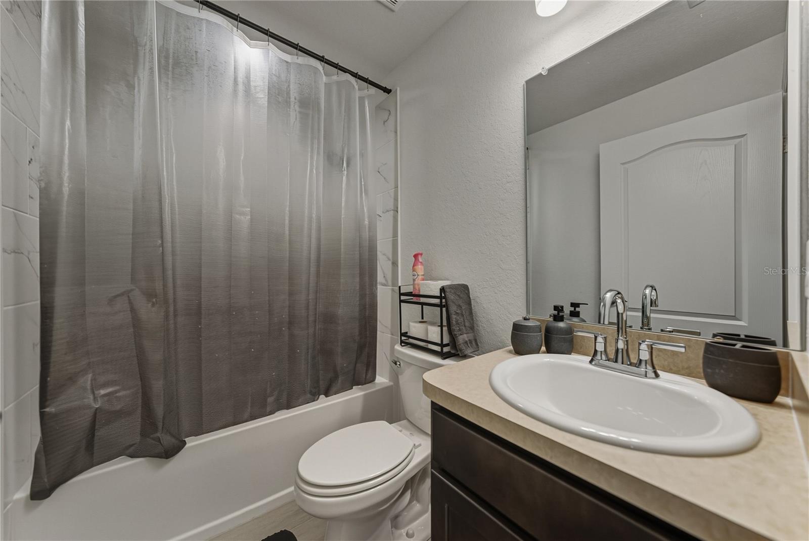 SUN N LAKE - Residential