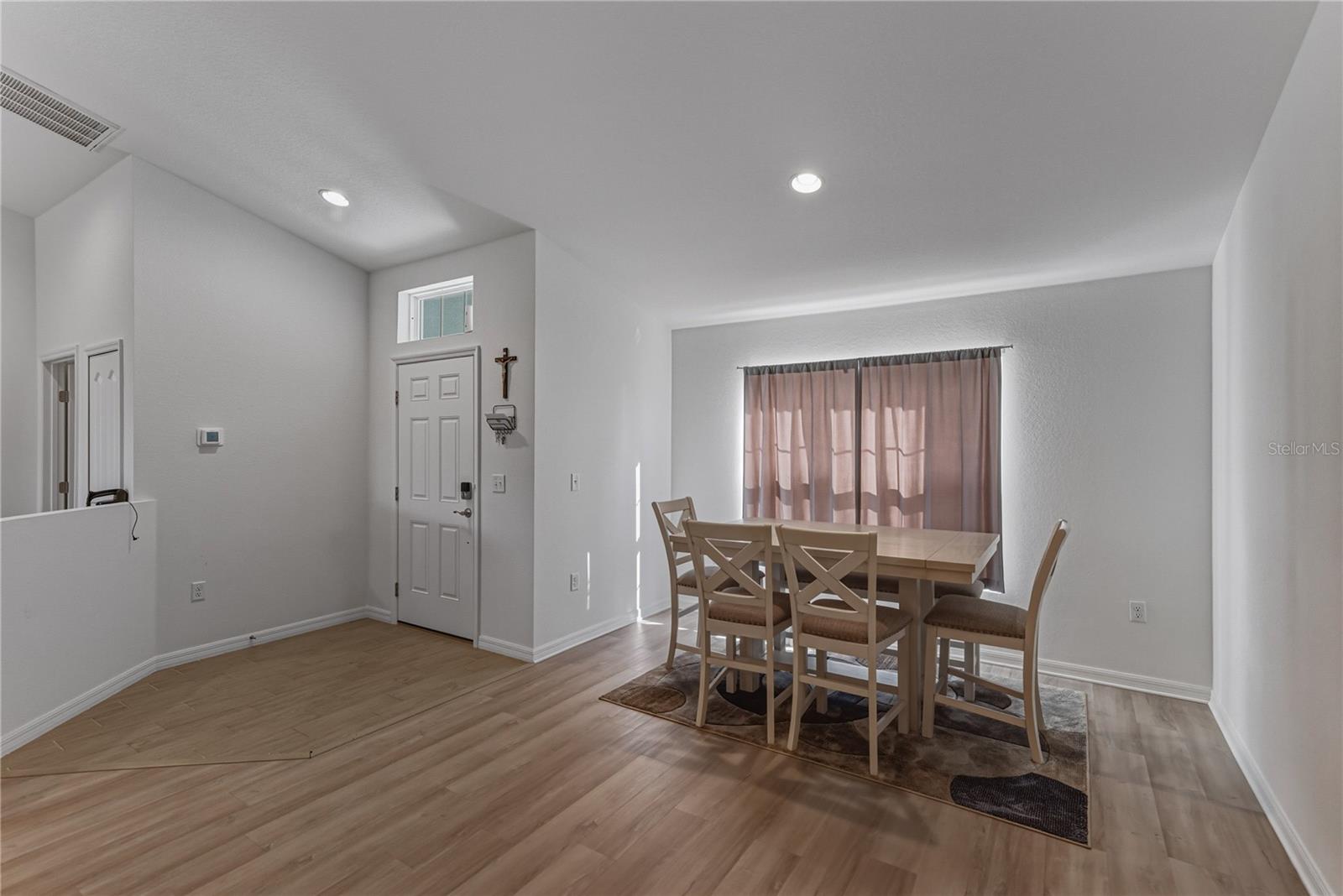 SUN N LAKE - Residential