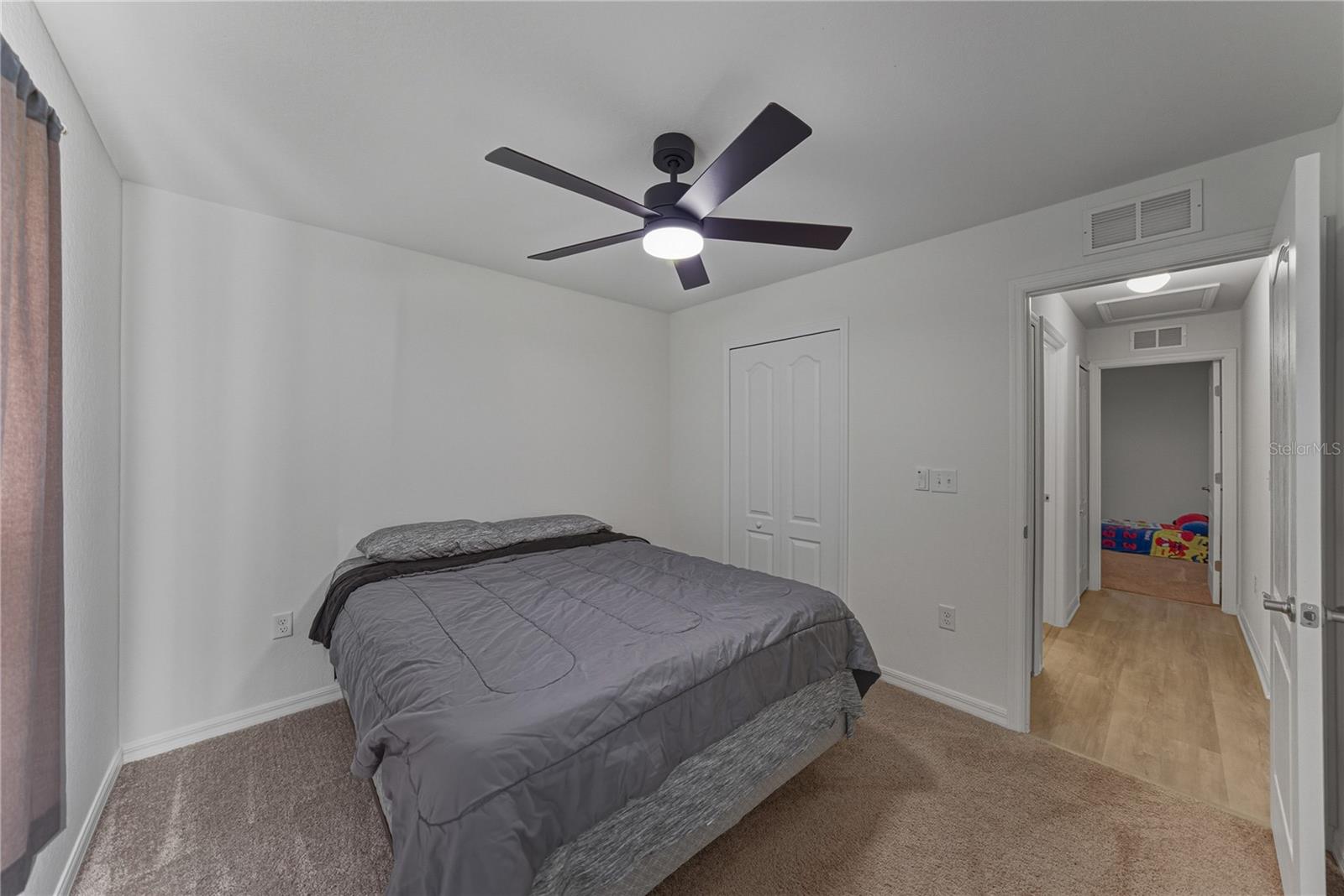 SUN N LAKE - Residential