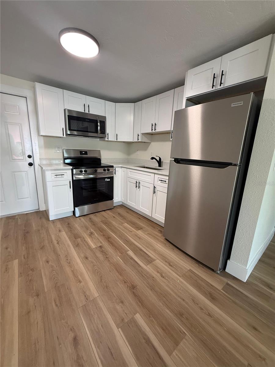 BARCELO PARK - Residential Lease
