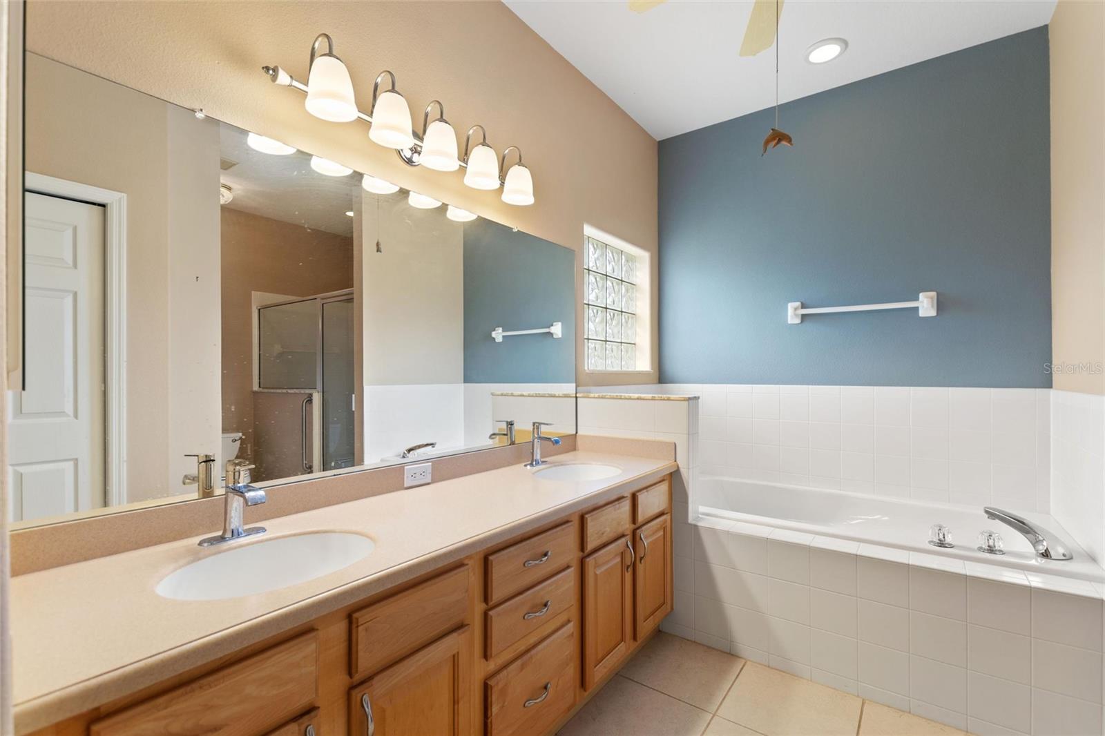 RIDGEWOOD LAKES VILLAGE 04B - Residential