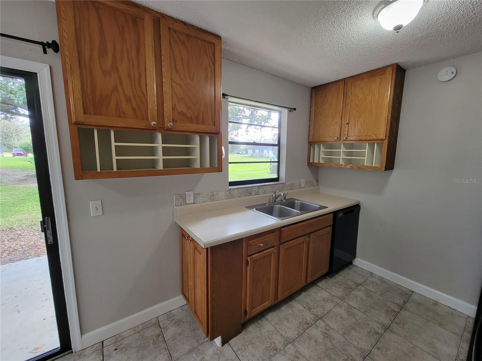 LAKE FRONT ADD TO TOWN OF ST CLOUD - Residential Income