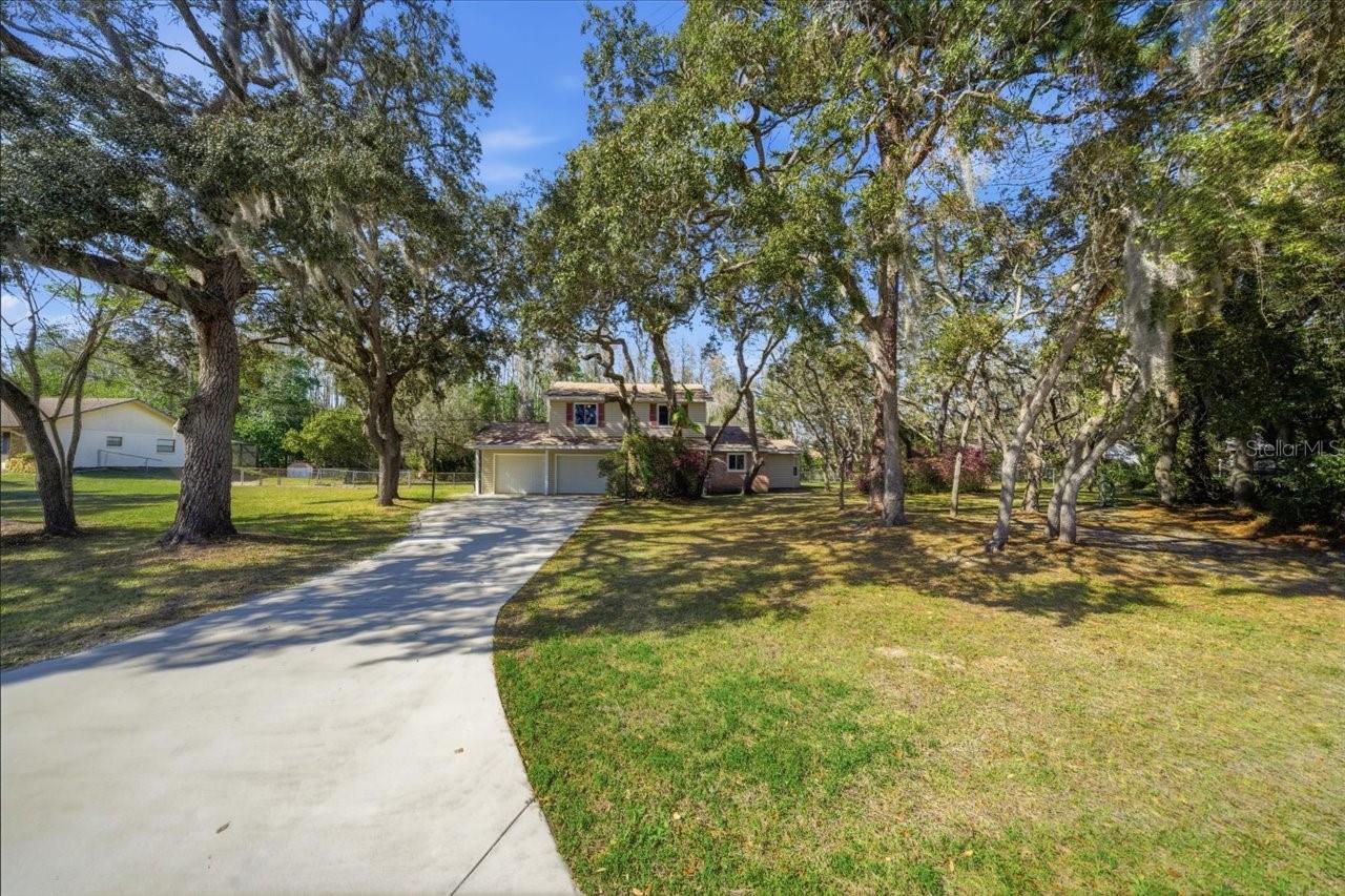 GOLDEN ACRES - Residential