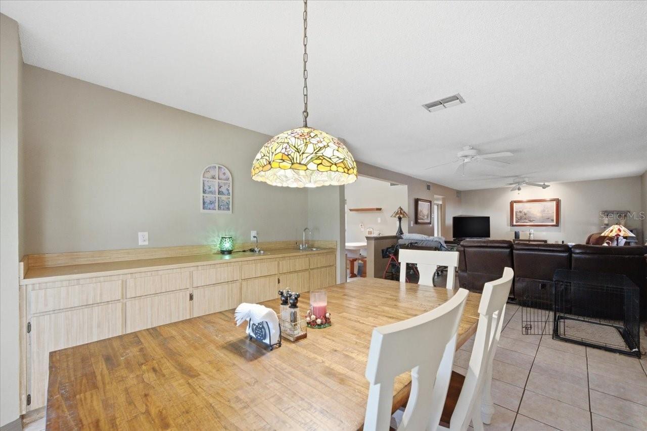 GOLDEN ACRES - Residential