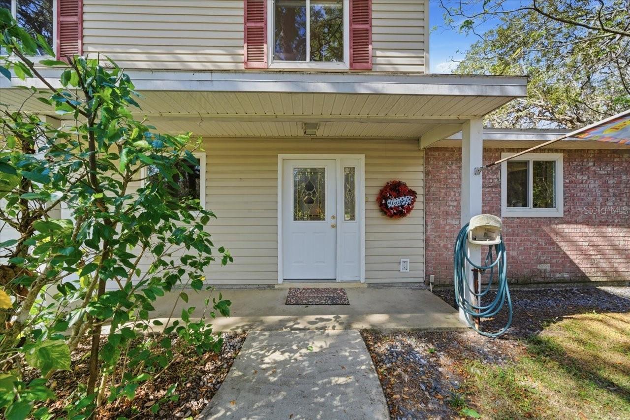 GOLDEN ACRES - Residential