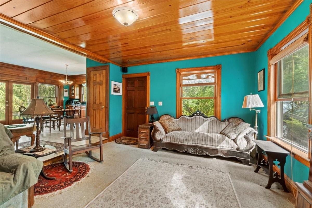 UNPLATTED - Residential