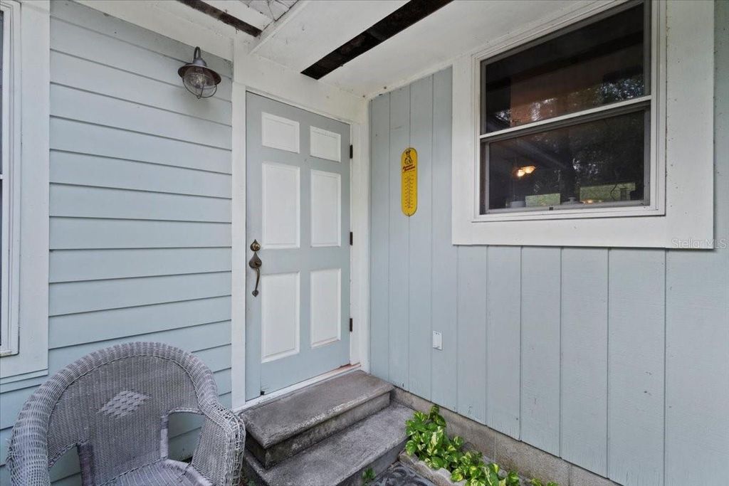 Photo of 15012 N 301 Highway, Thonotosassa, FL 33592 (MLS # TB8390768)