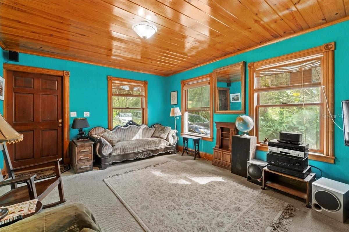 UNPLATTED - Residential