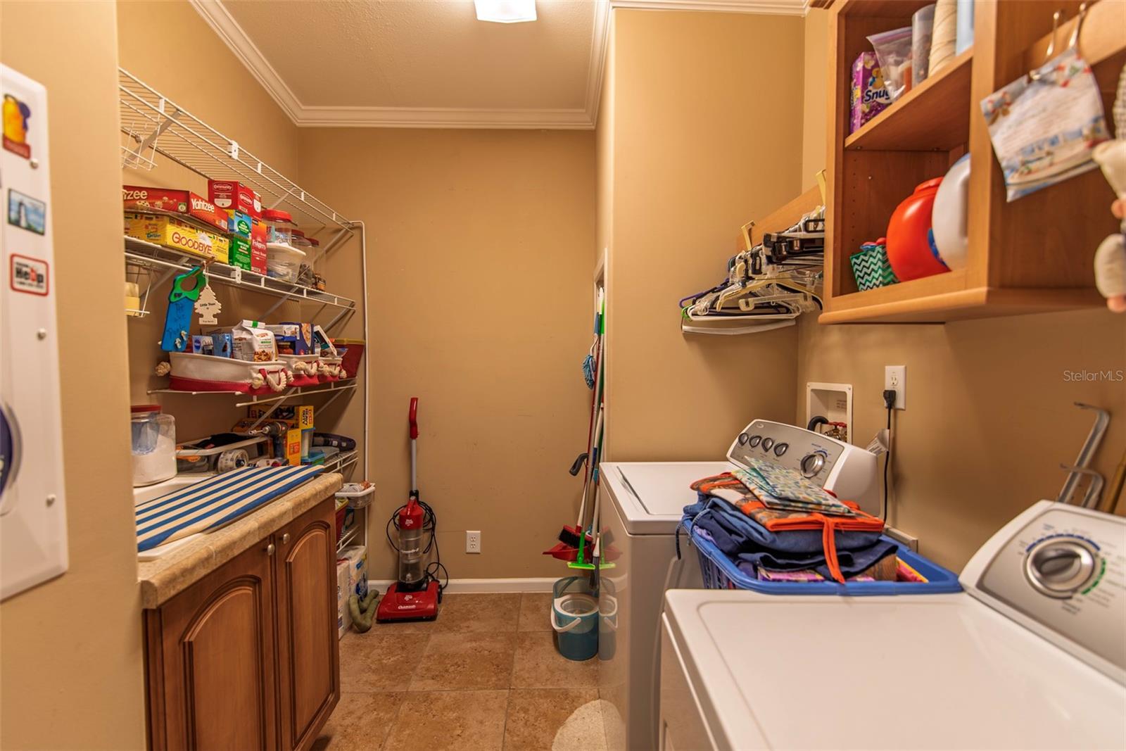 WINDMILL VILLAGE - Residential