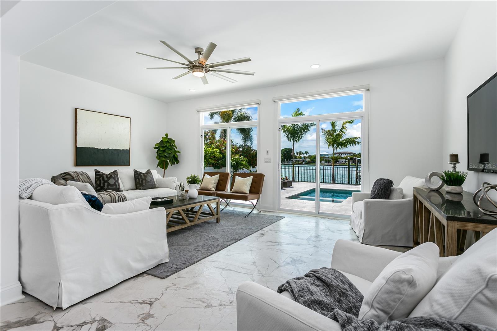 PARADISE ISLAND 1ST ADD - Residential