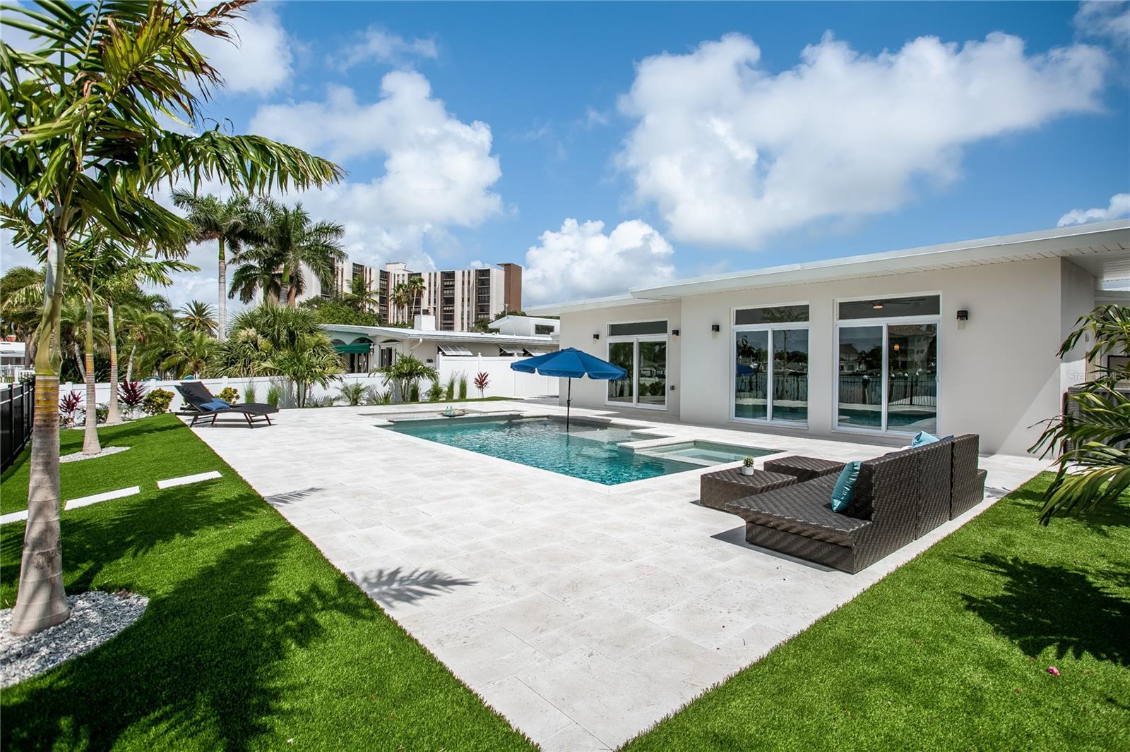 PARADISE ISLAND 1ST ADD - Residential