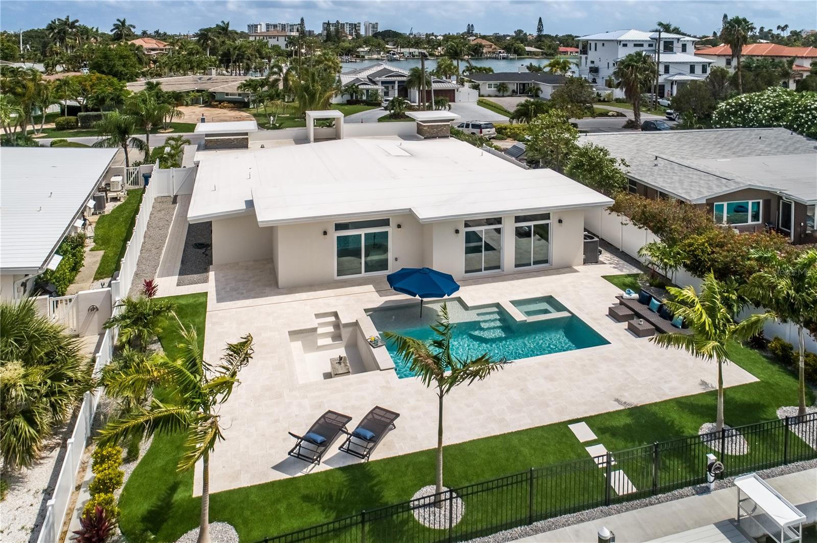 PARADISE ISLAND 1ST ADD - Residential