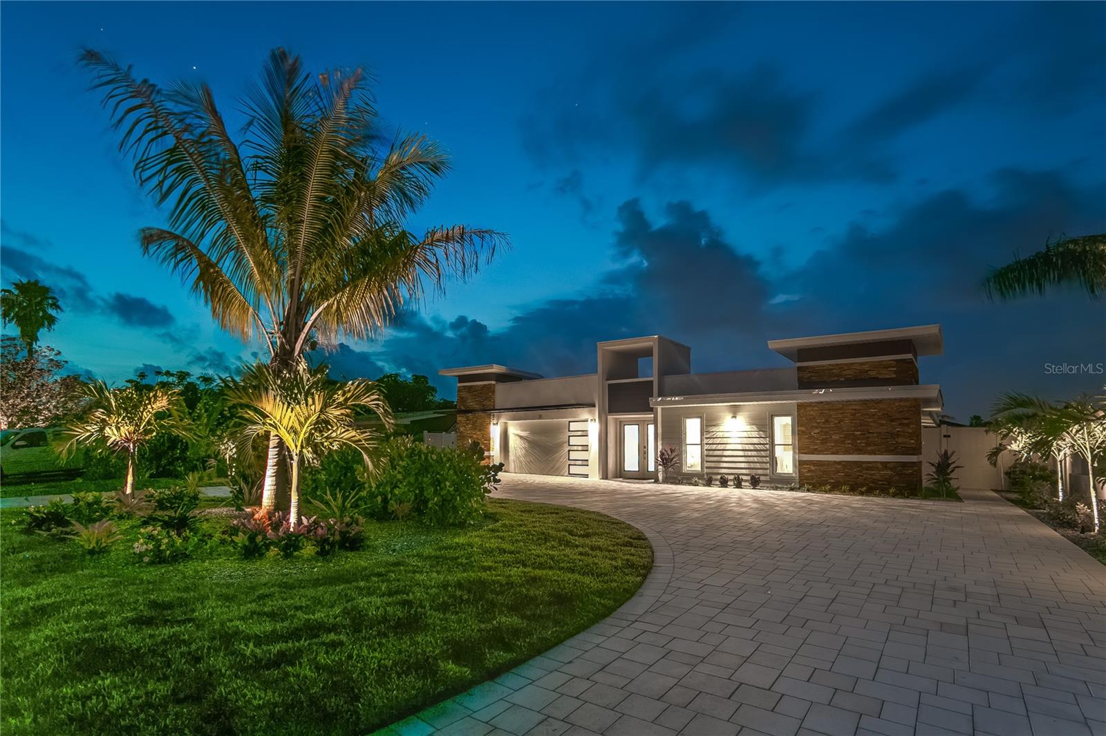 PARADISE ISLAND 1ST ADD - Residential