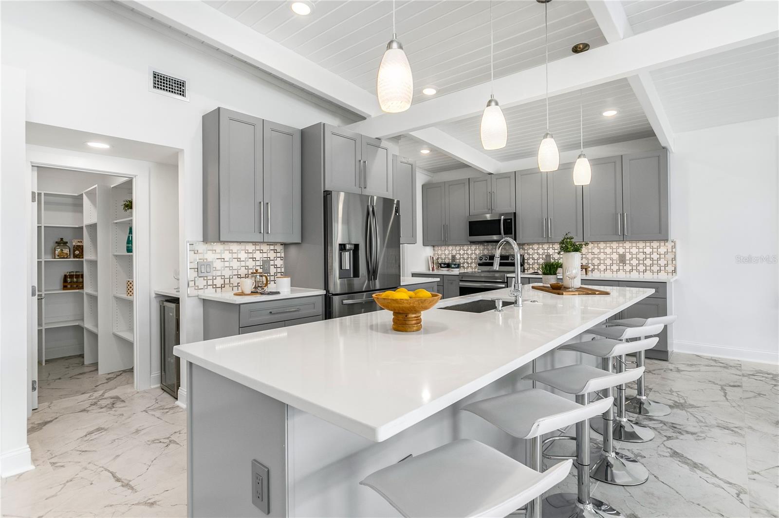 PARADISE ISLAND 1ST ADD - Residential