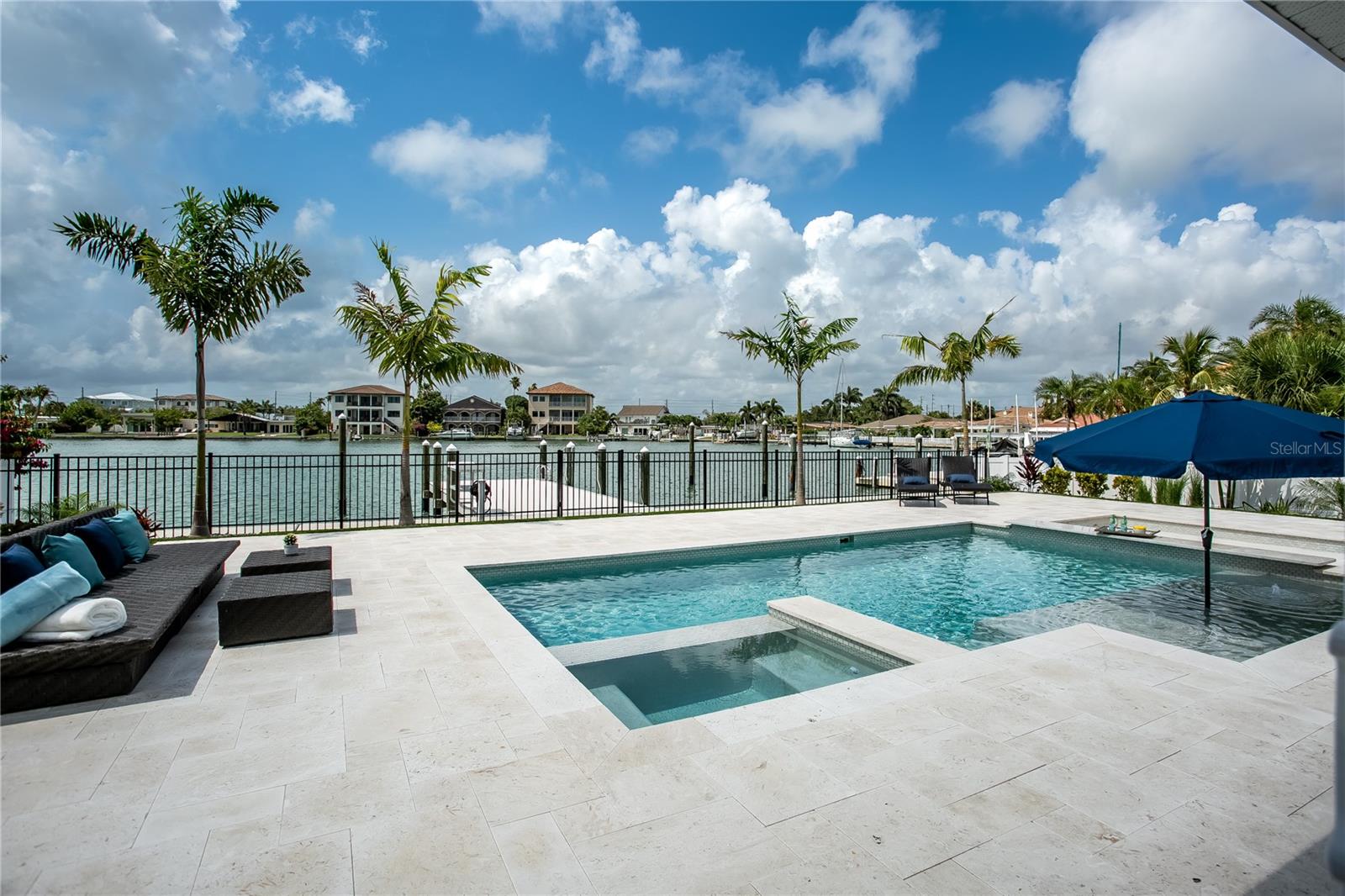 PARADISE ISLAND 1ST ADD - Residential