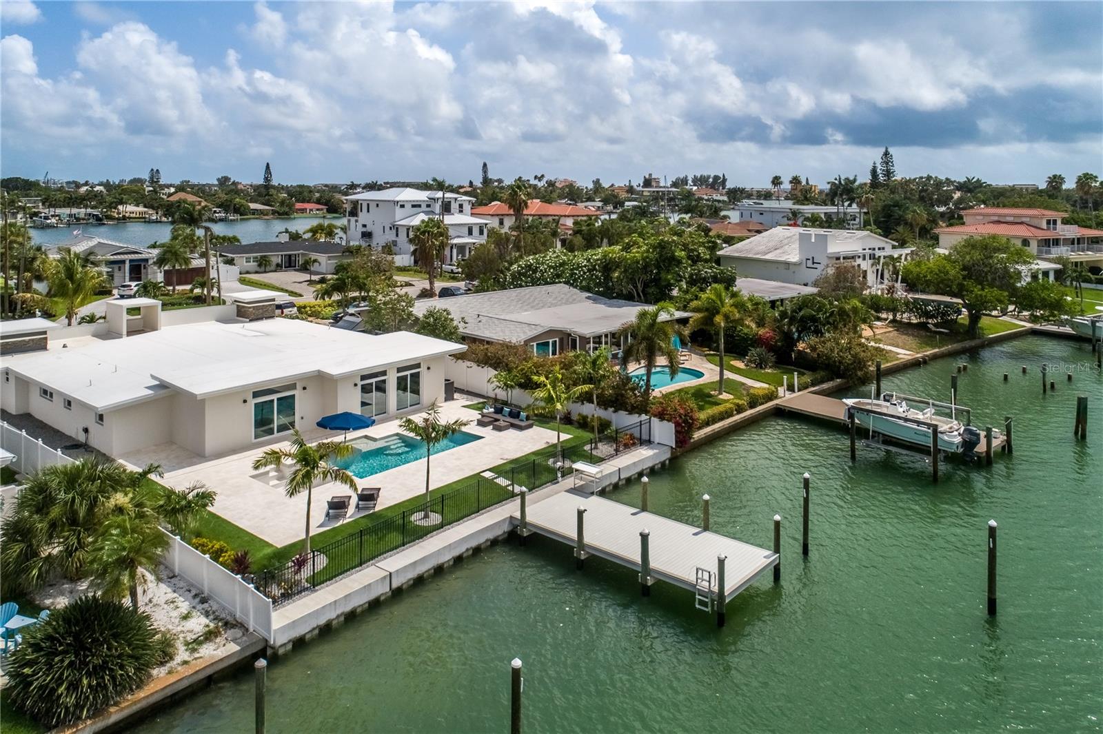 PARADISE ISLAND 1ST ADD - Residential