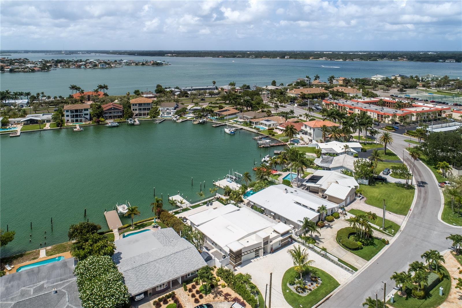 PARADISE ISLAND 1ST ADD - Residential