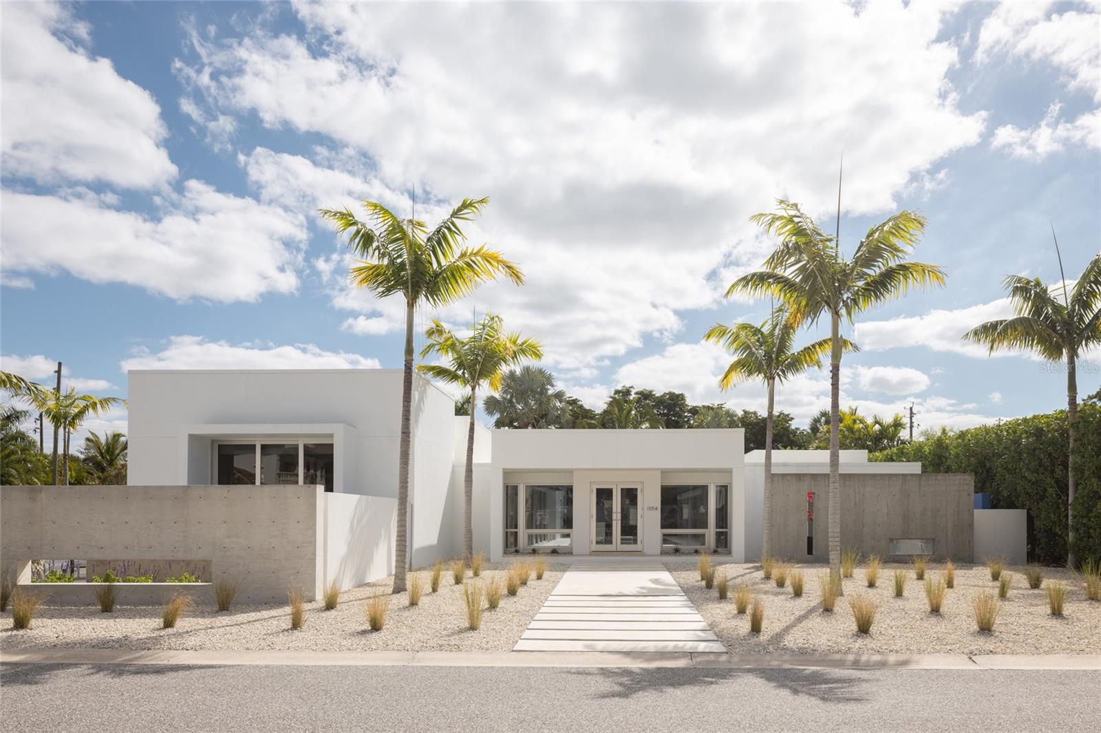 LIDO SHORES - Residential