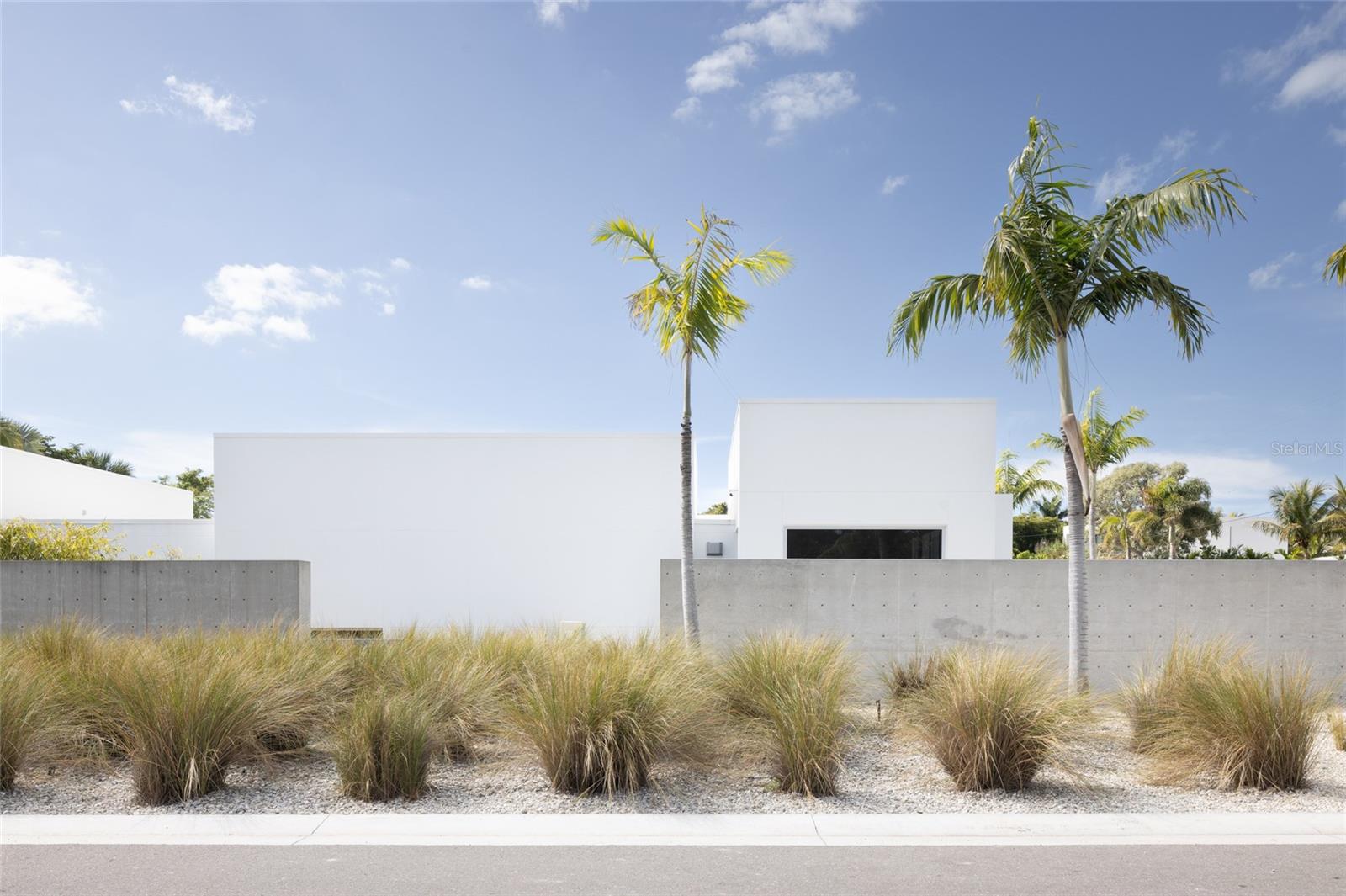 LIDO SHORES - Residential