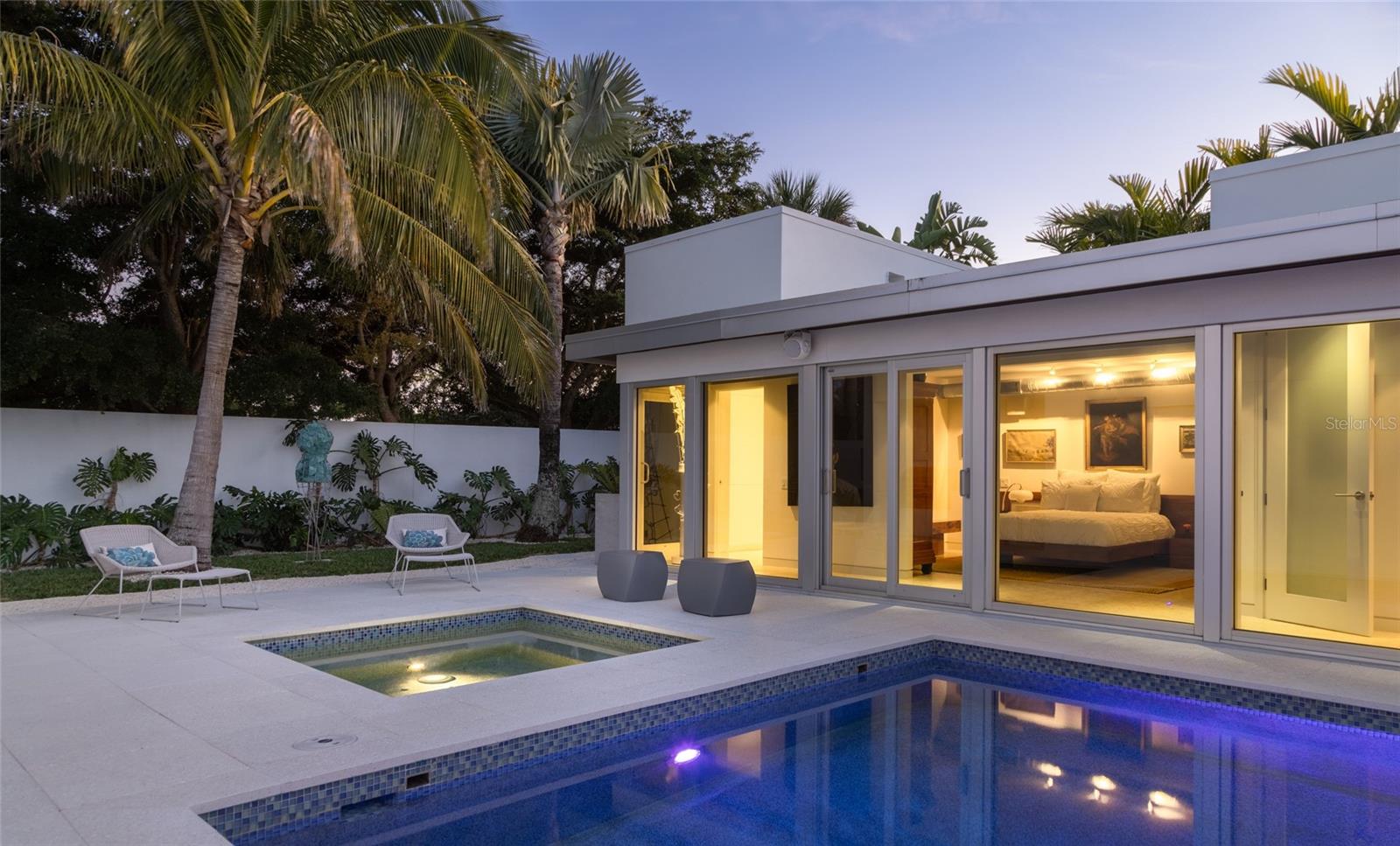 LIDO SHORES - Residential