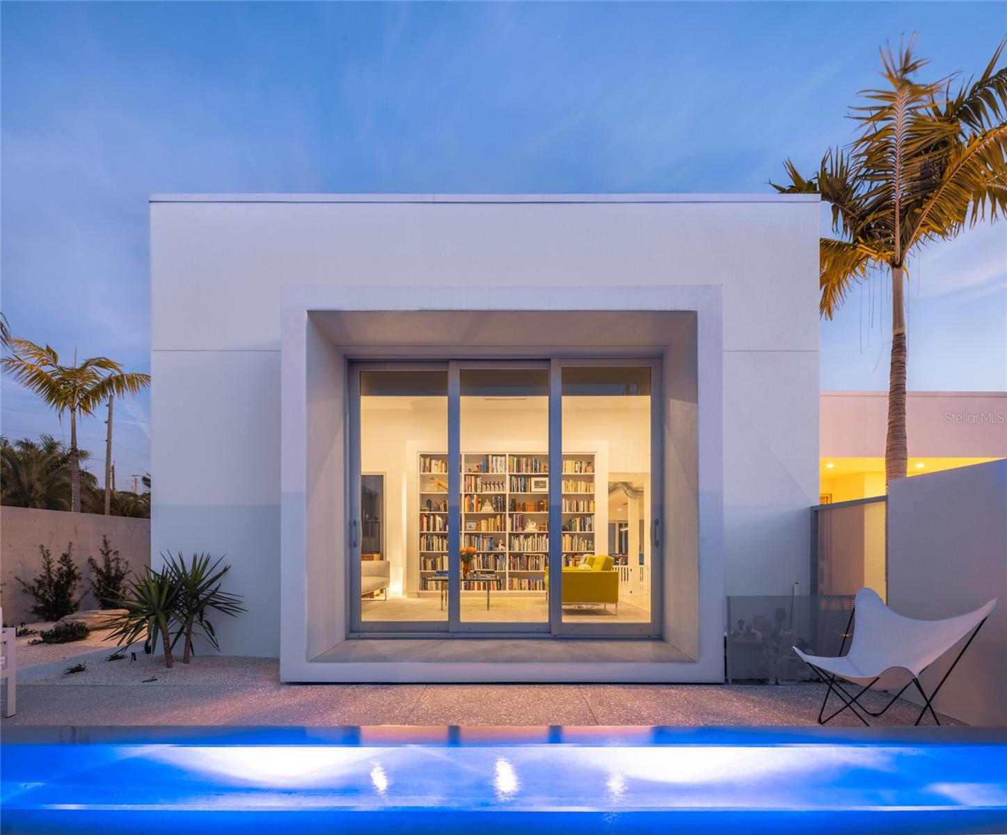 LIDO SHORES - Residential