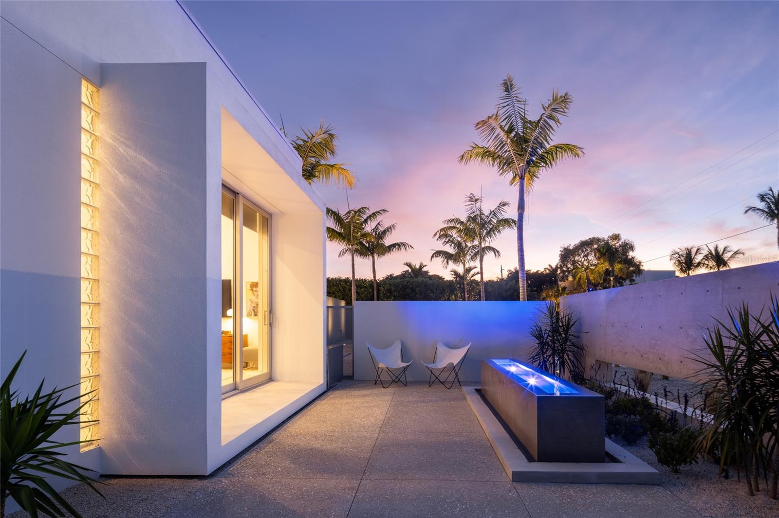 LIDO SHORES - Residential