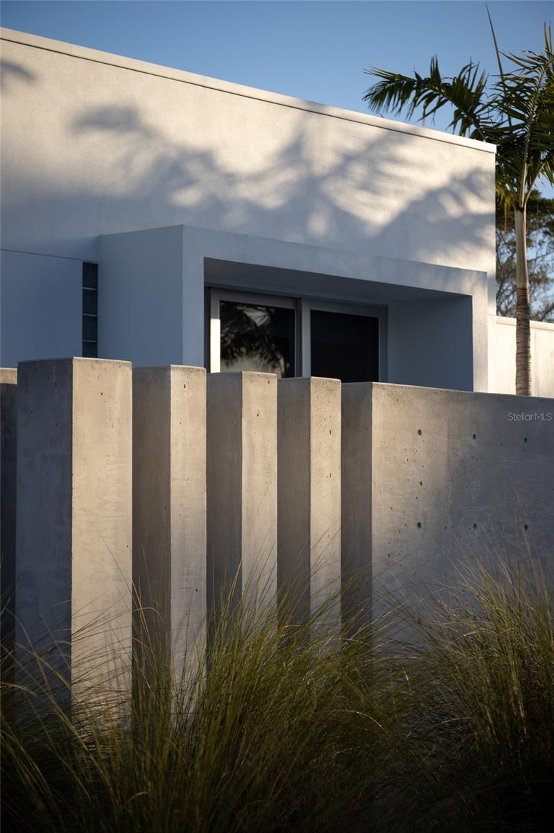 LIDO SHORES - Residential