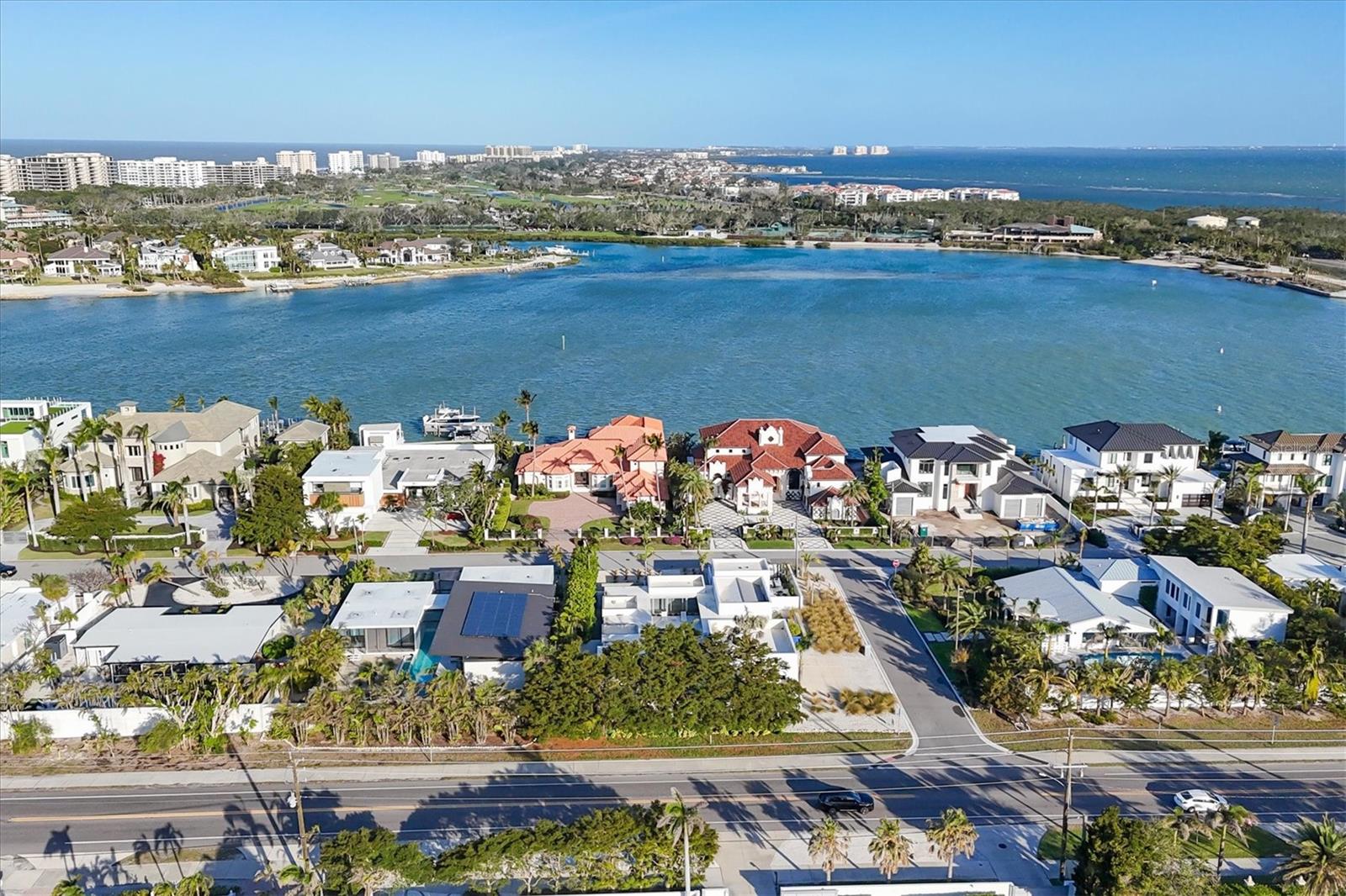 LIDO SHORES - Residential